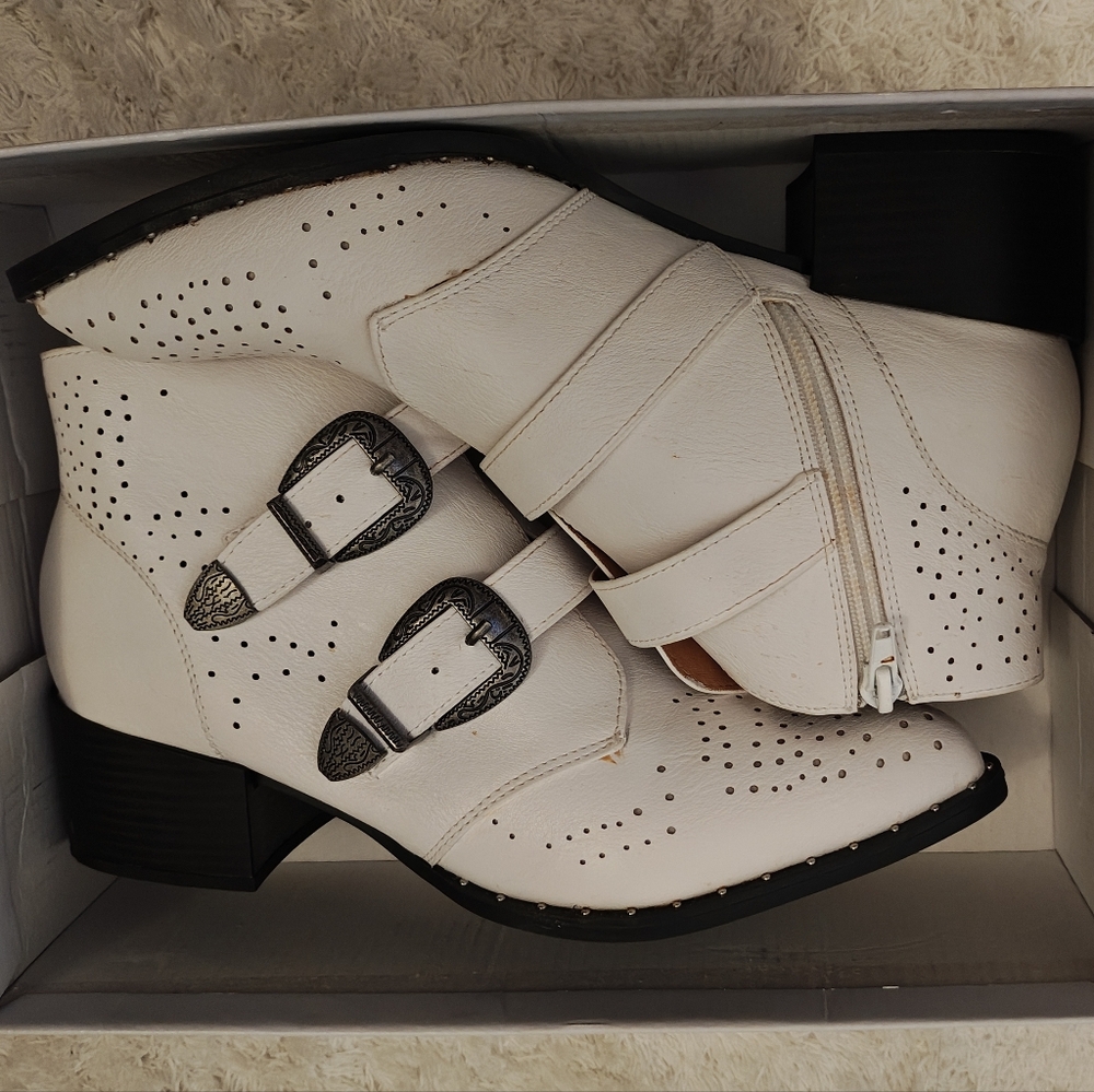 Women's White Western Ankle Boots